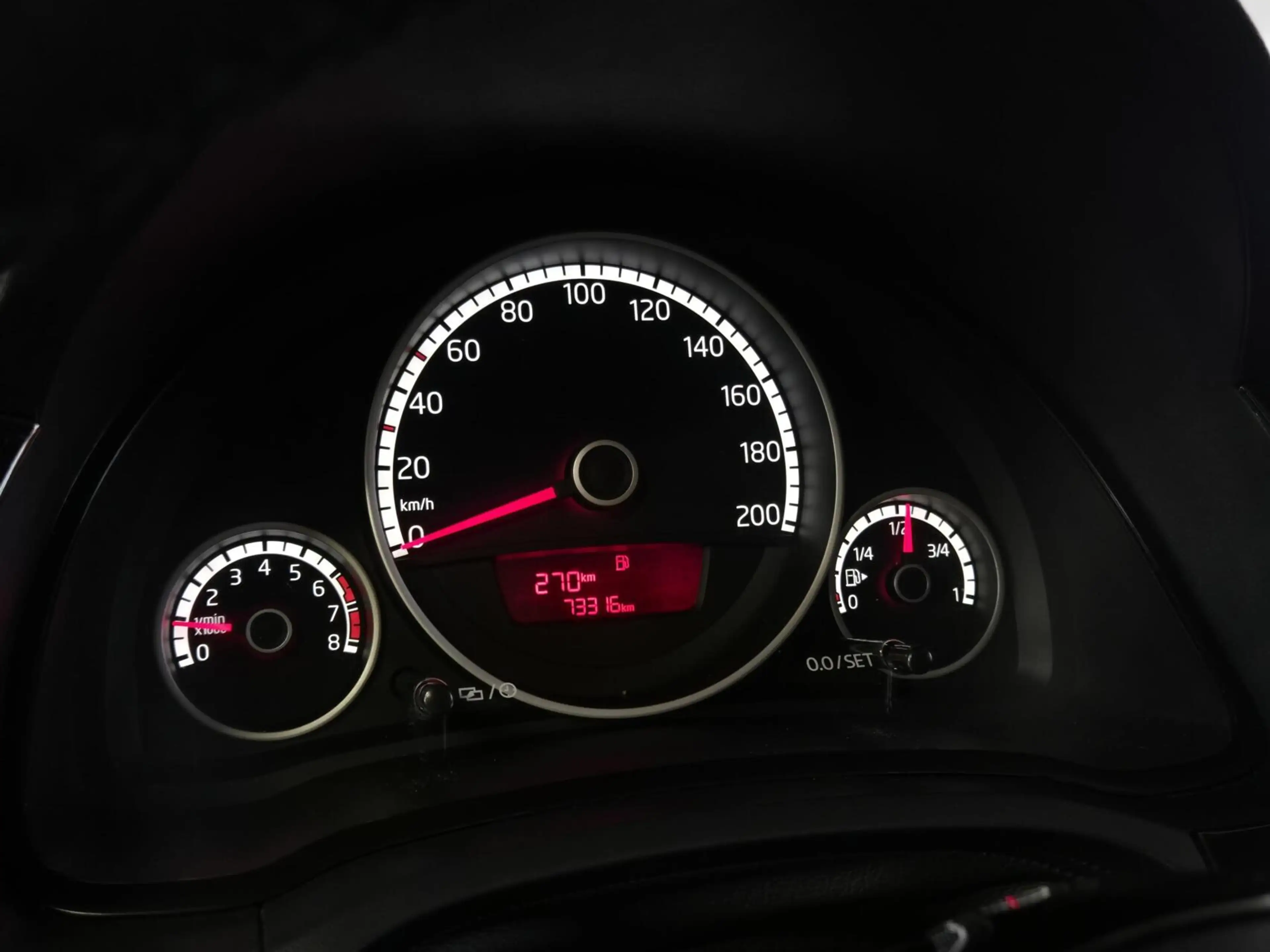 Volkswagen up! 1.0 high up! / Leren Bekleding / Cruisecontrol — photo 11