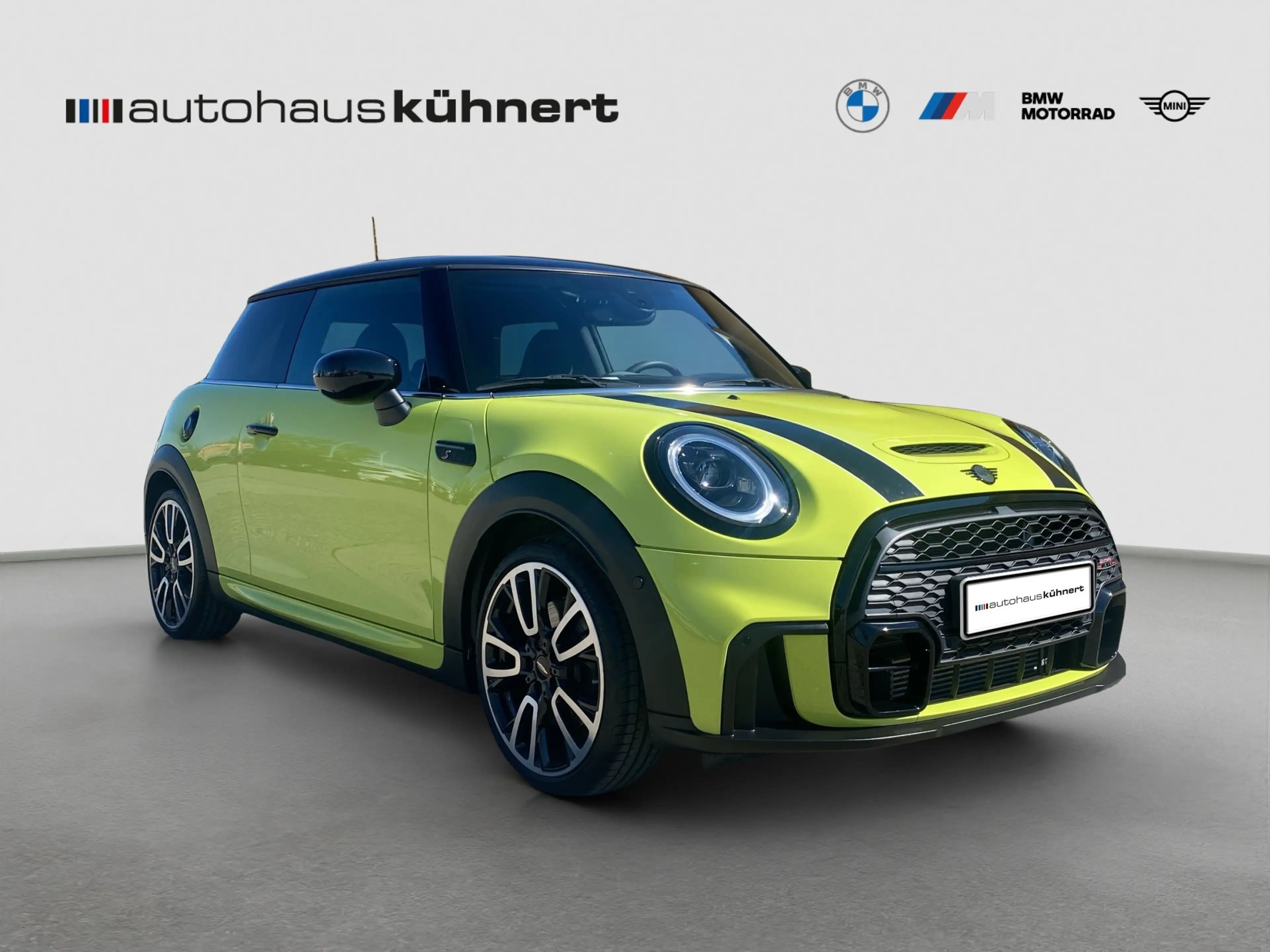 MINI Cooper S JCW Trim LED ACC DrvAss HUD RFK Carplay — photo 9