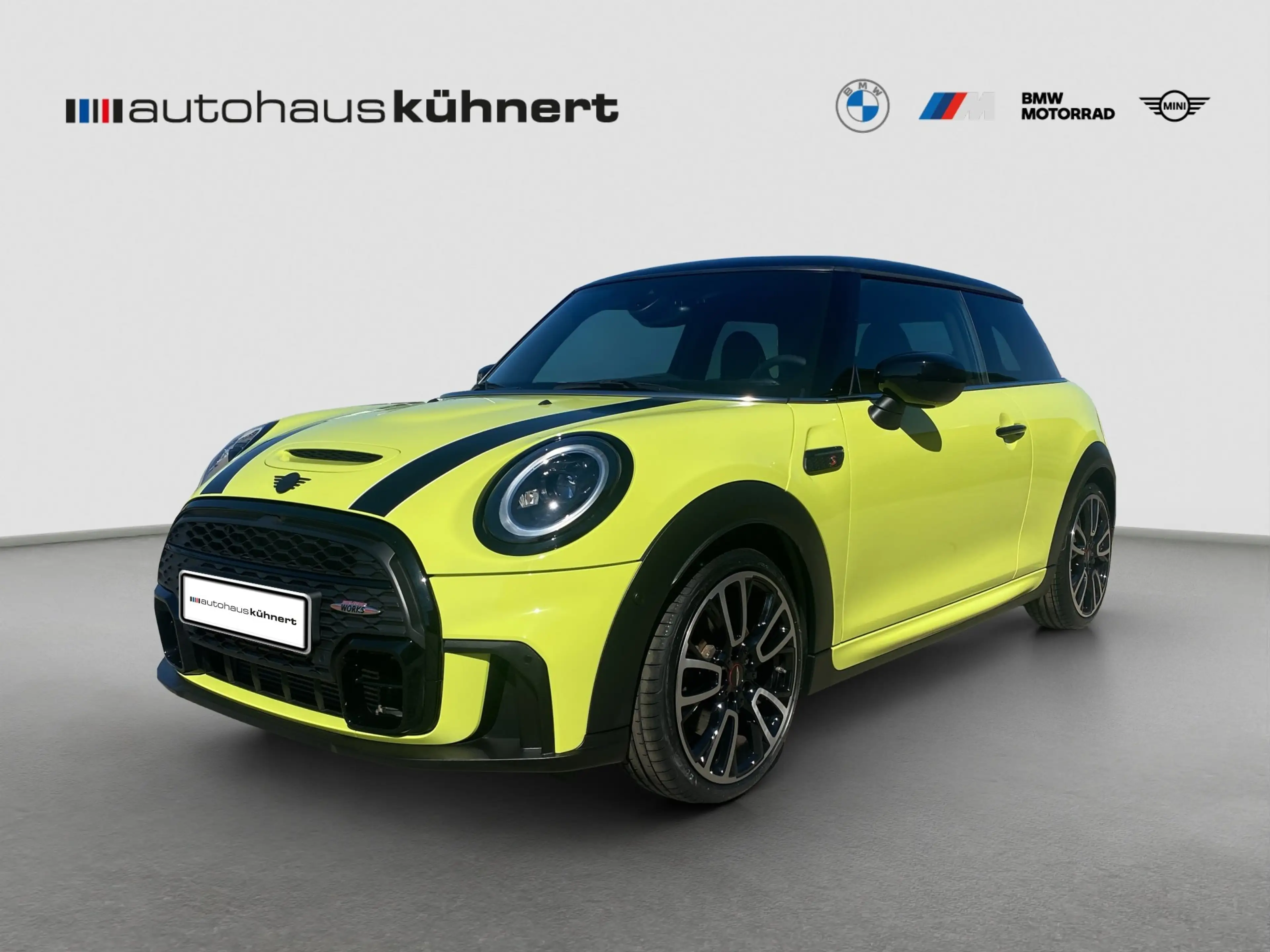 MINI Cooper S JCW Trim LED ACC DrvAss HUD RFK Carplay — photo 2