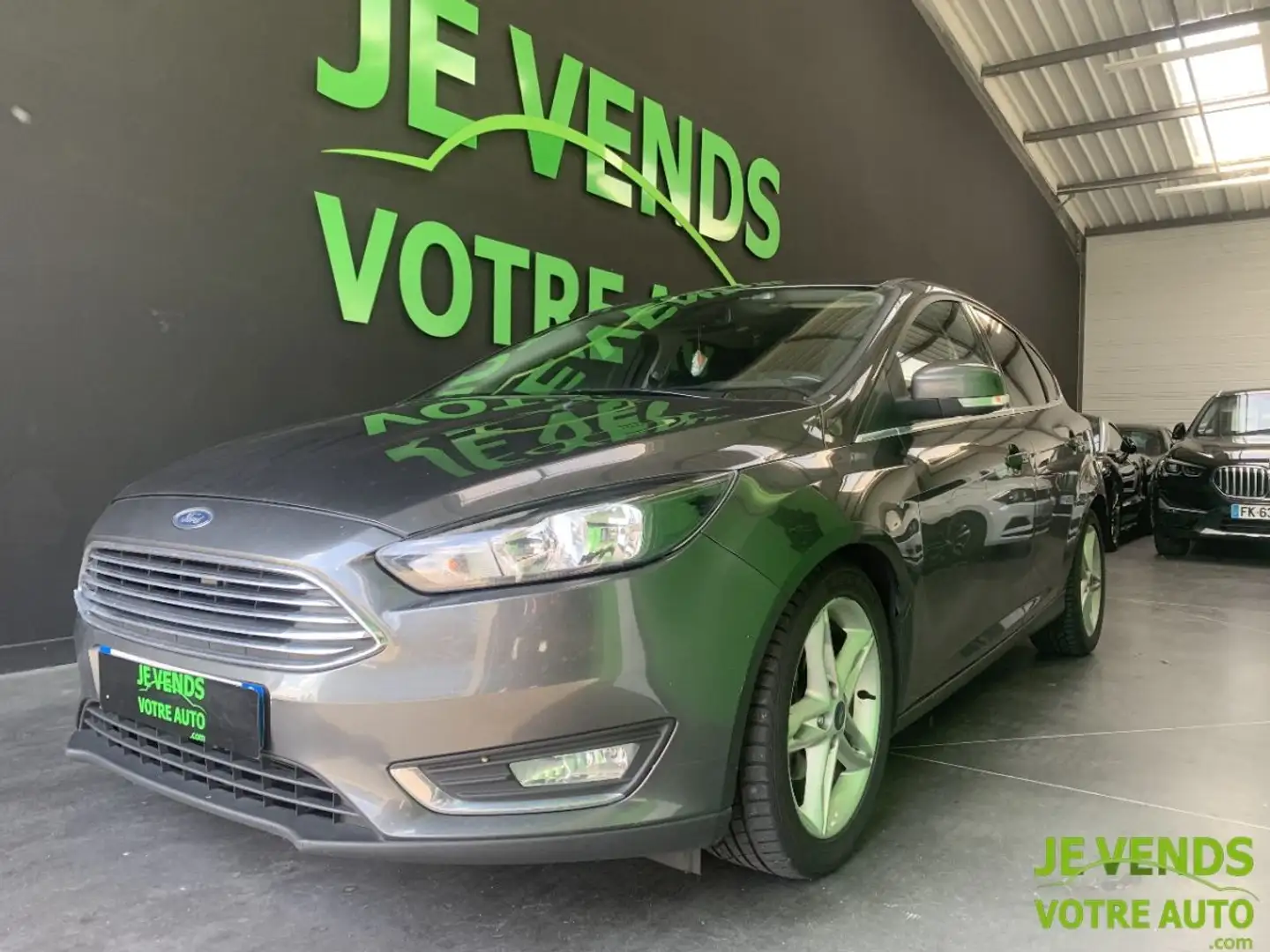 Ford Focus III Hatchback Phase 2 1.5 TDCI S&S 120 cv Szürke - 1