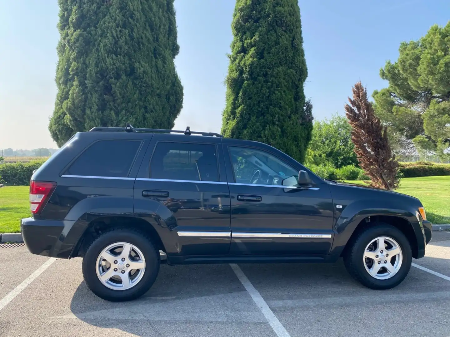 Jeep Grand Cherokee 4.7 V8 Limited Aut. Negro - 2