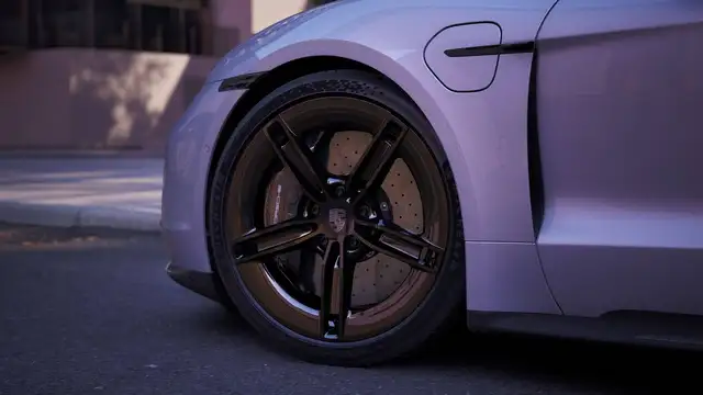 Porsche Taycan view 22