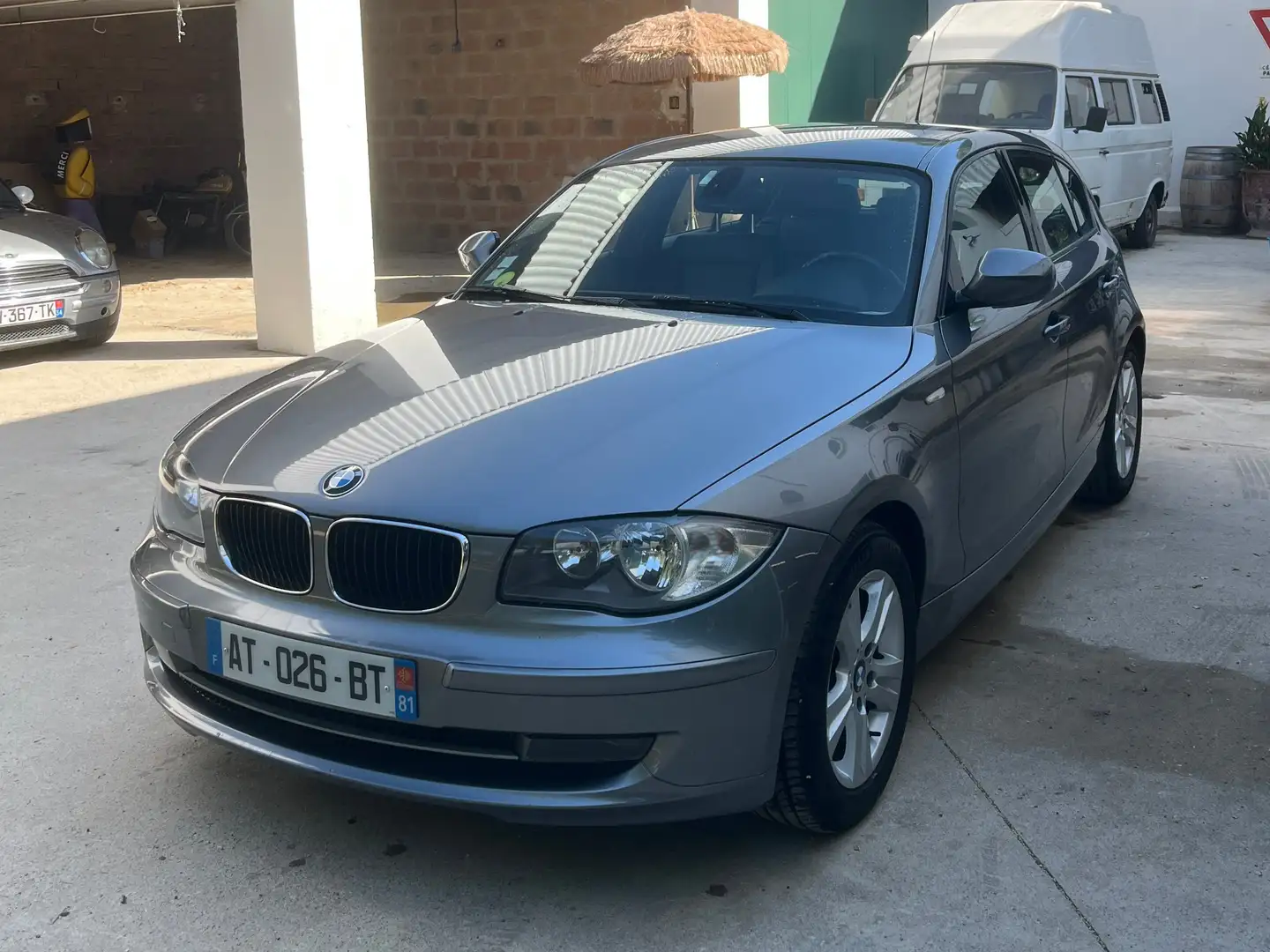 BMW 120 120d Luxe Gris - 1