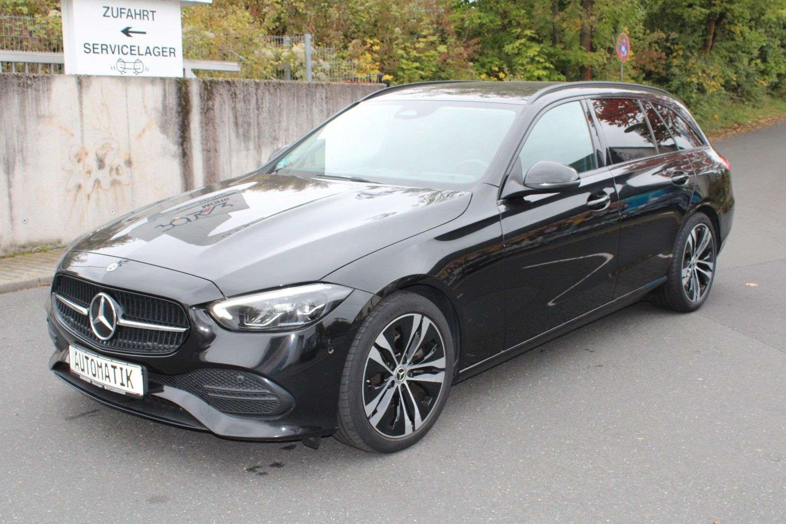 Second hand Mercedes Benz C-Class 