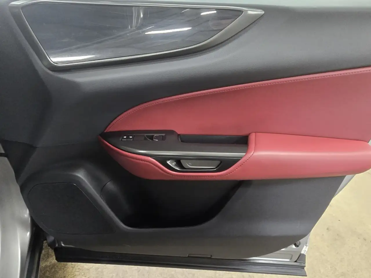 Lexus NX снимка Lexus NX