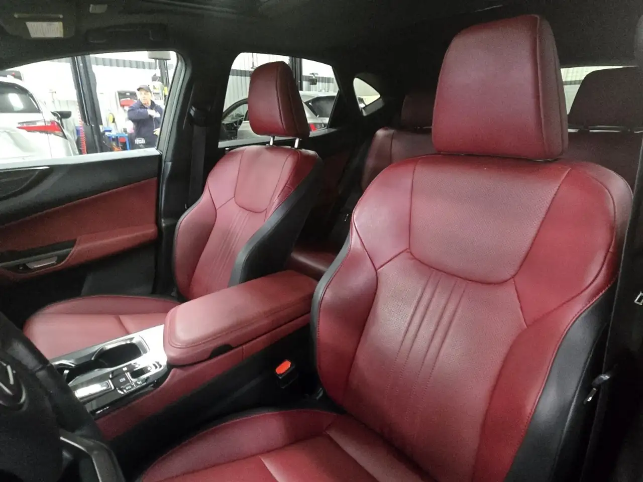 Lexus NX снимка Lexus NX