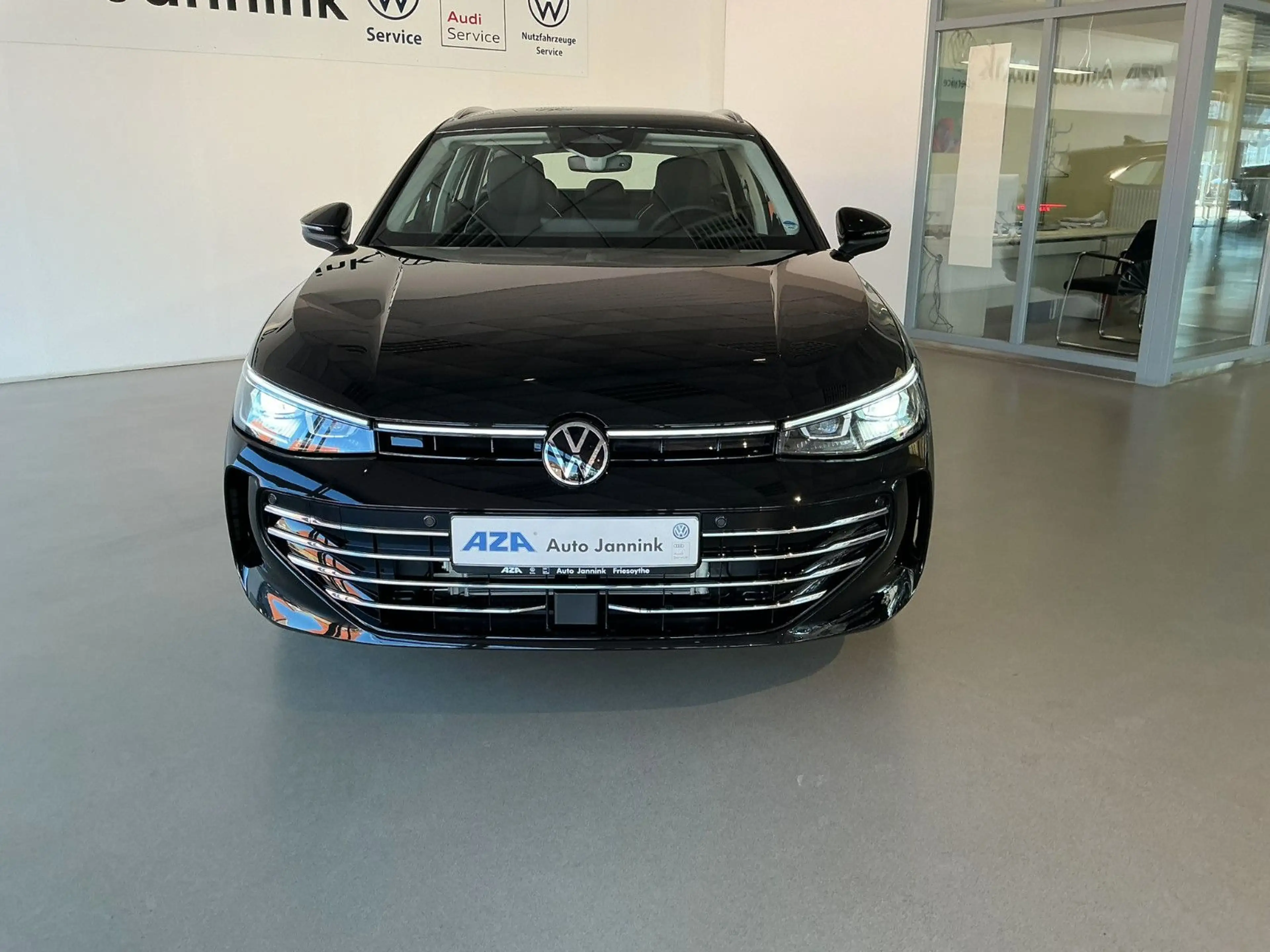 Volkswagen Passat Variant 1.5 TSI DSG Elegance *AHK*Area* — photo 4