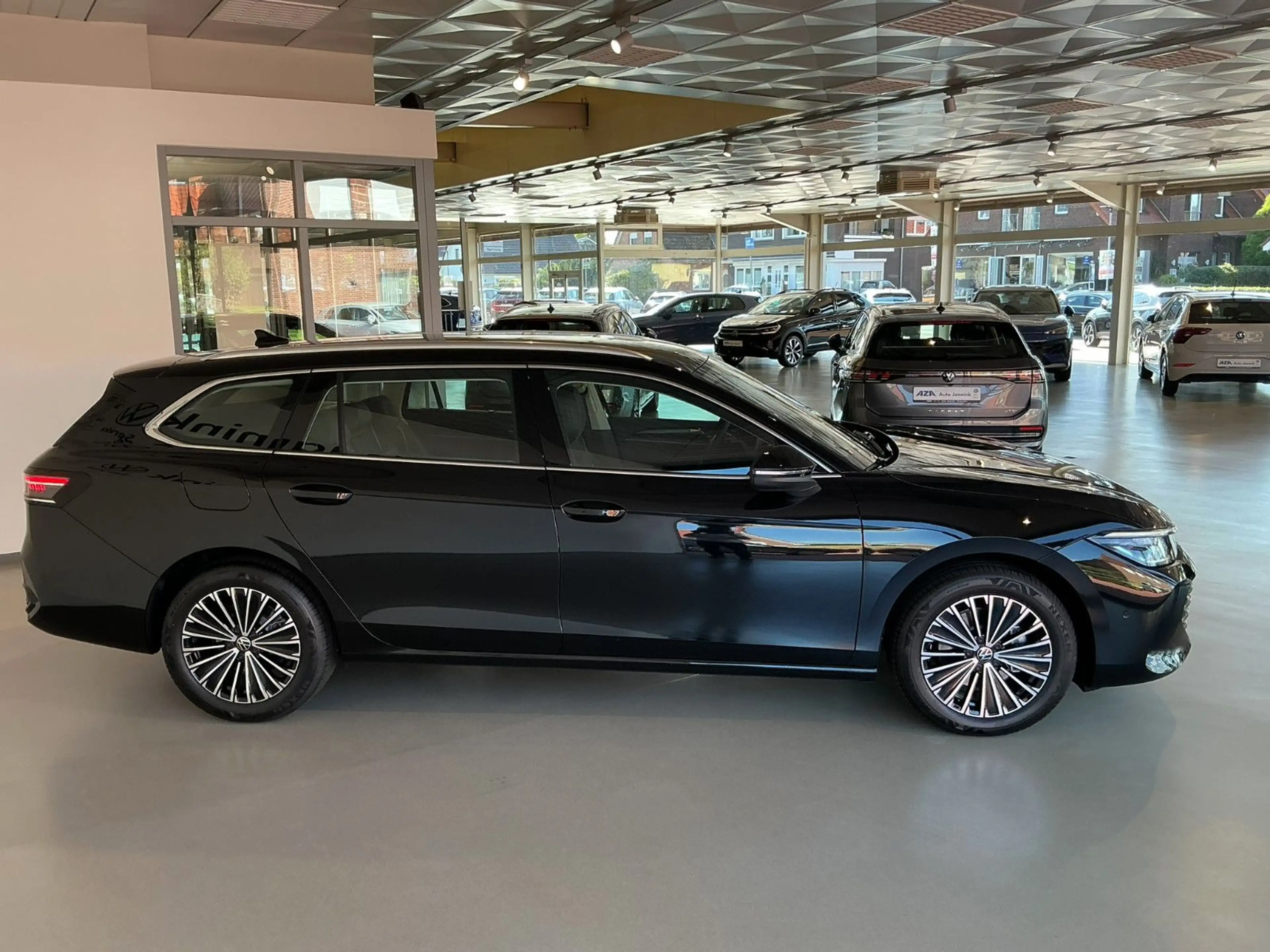 Volkswagen Passat Variant 1.5 TSI DSG Elegance *AHK*Area* — photo 6