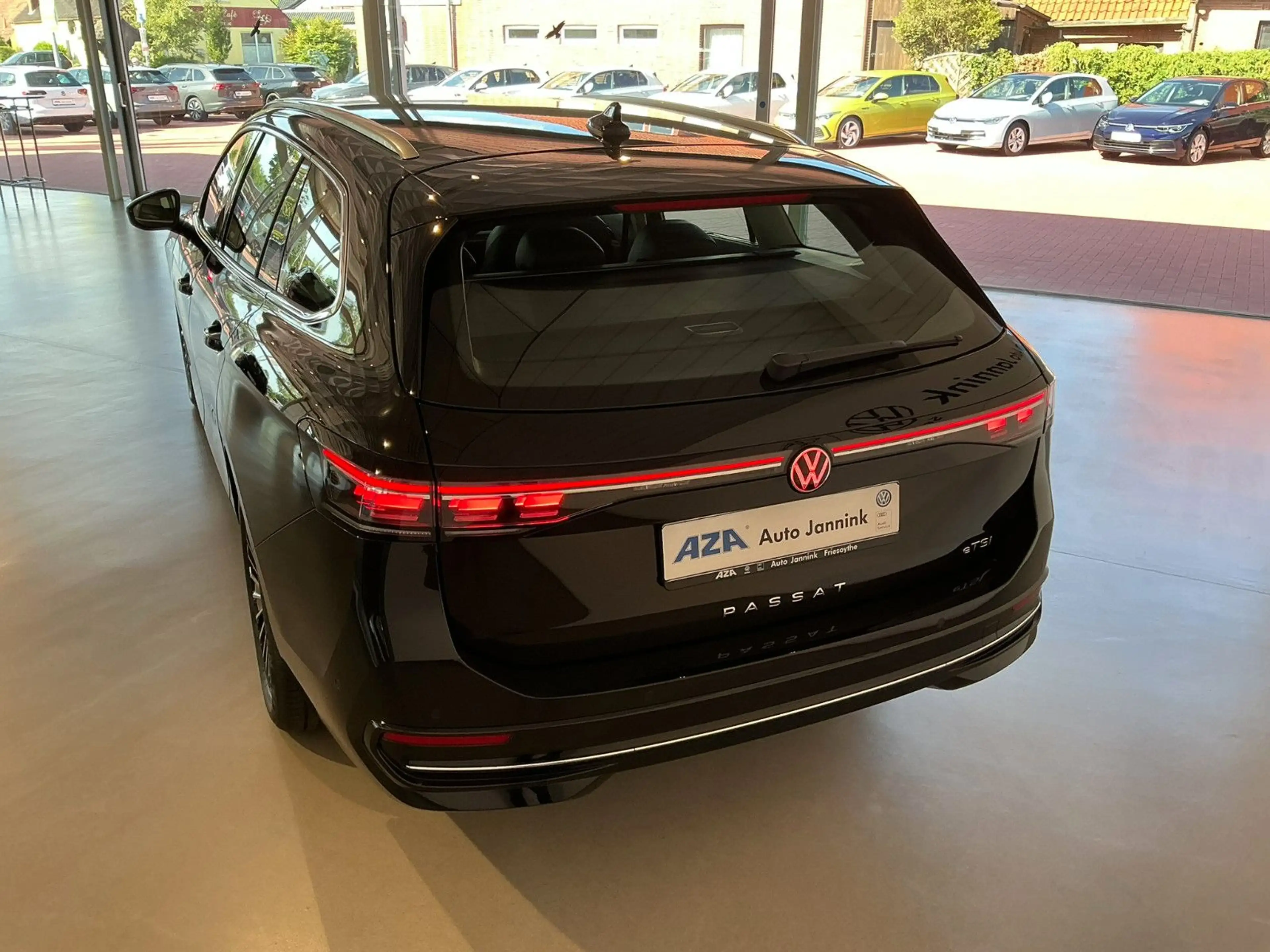 Volkswagen Passat Variant 1.5 TSI DSG Elegance *AHK*Area* — photo 8