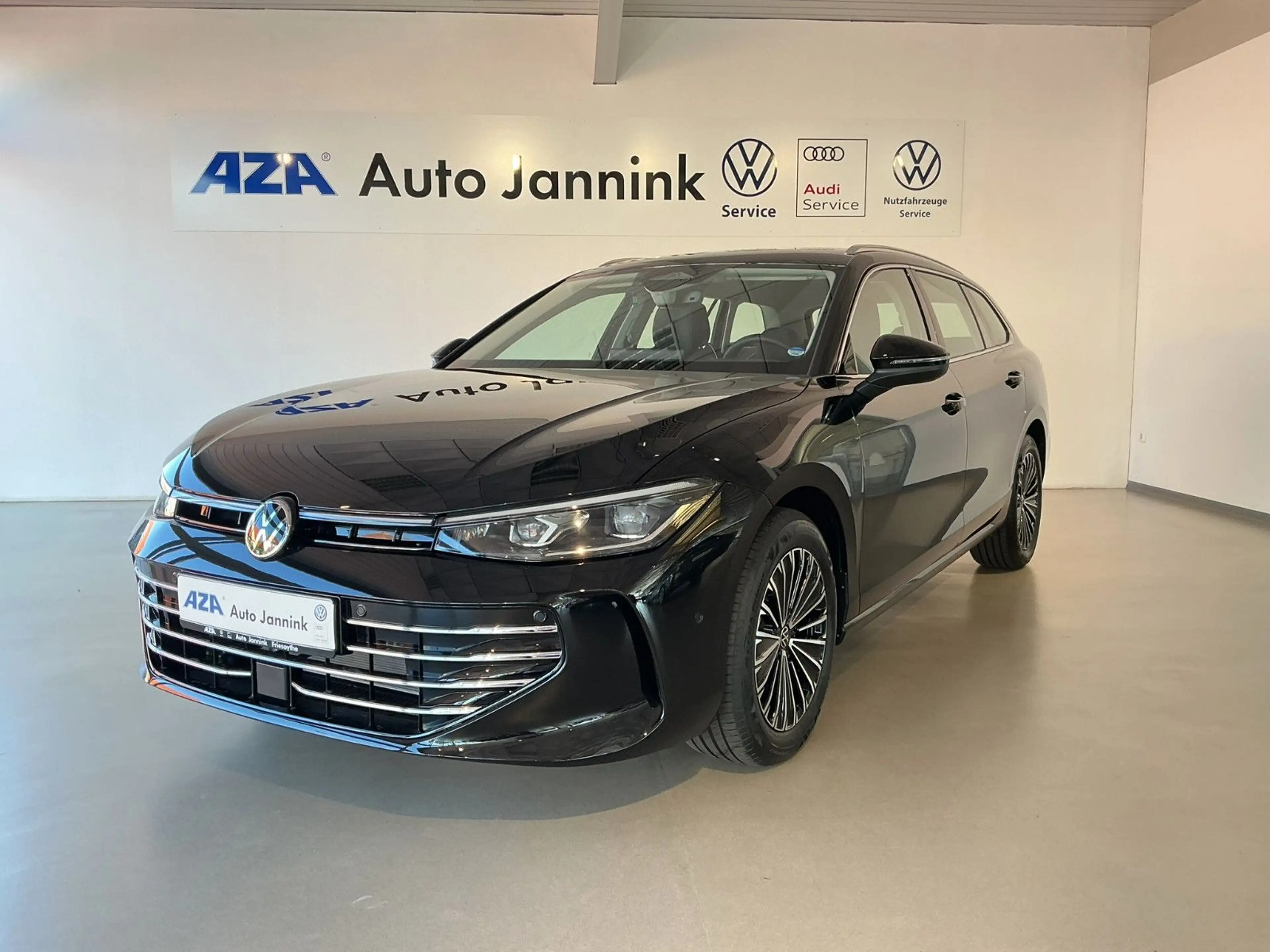 Volkswagen Passat Variant 1.5 TSI DSG Elegance *AHK*Area* — photo 3