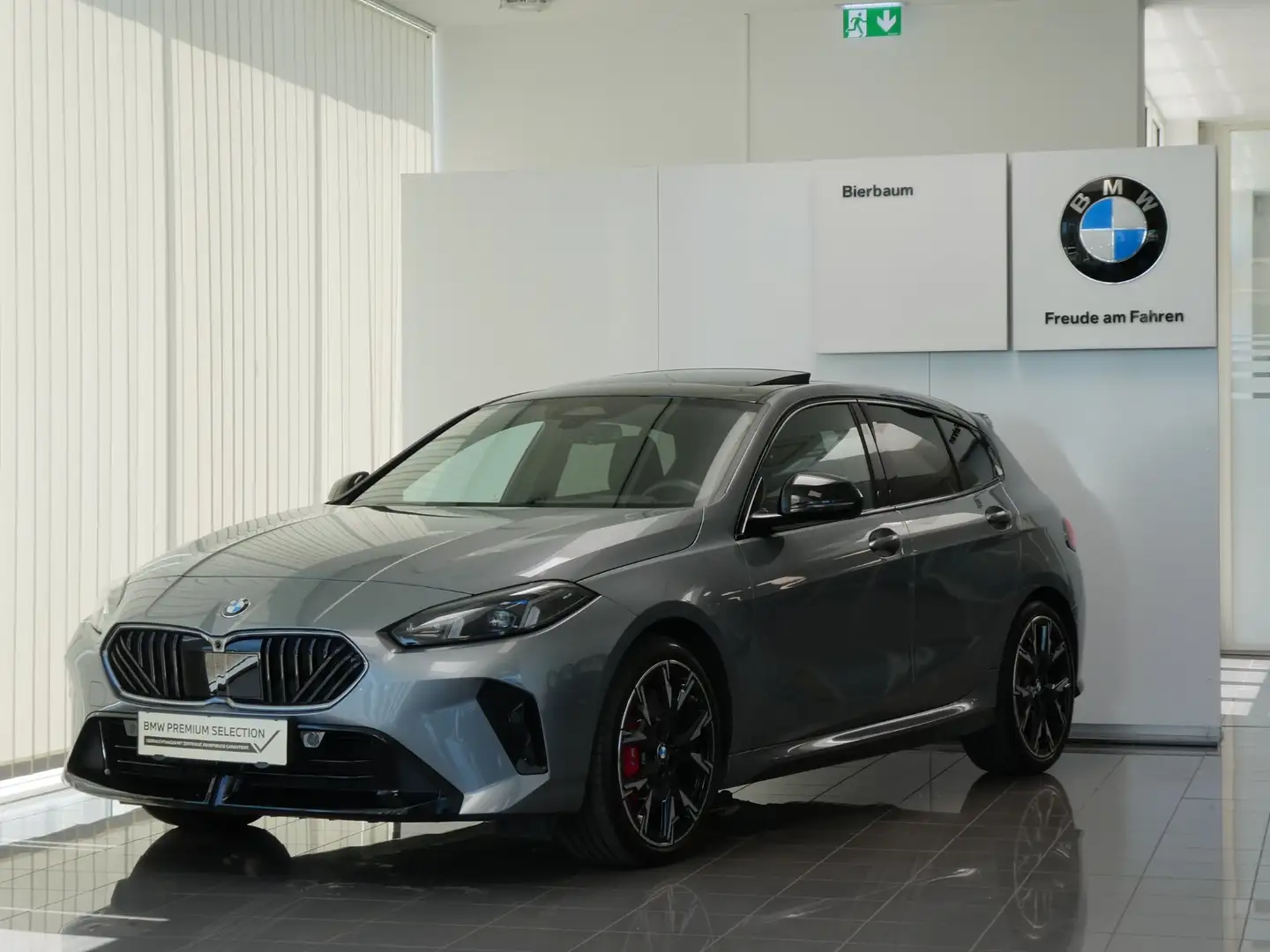 BMW 123 i xDrive M-Sportpaket Pro Grau - 1