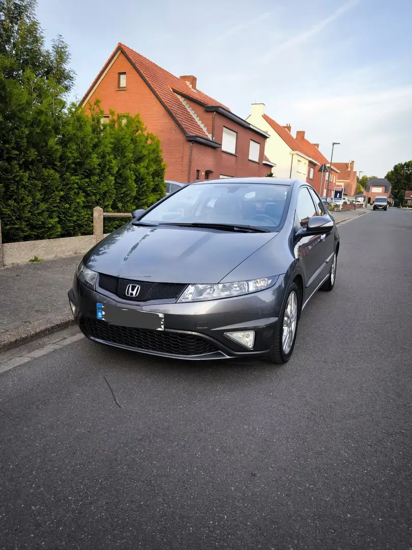 Honda Civic 1.8i-VTEC Automatik Sport - 1