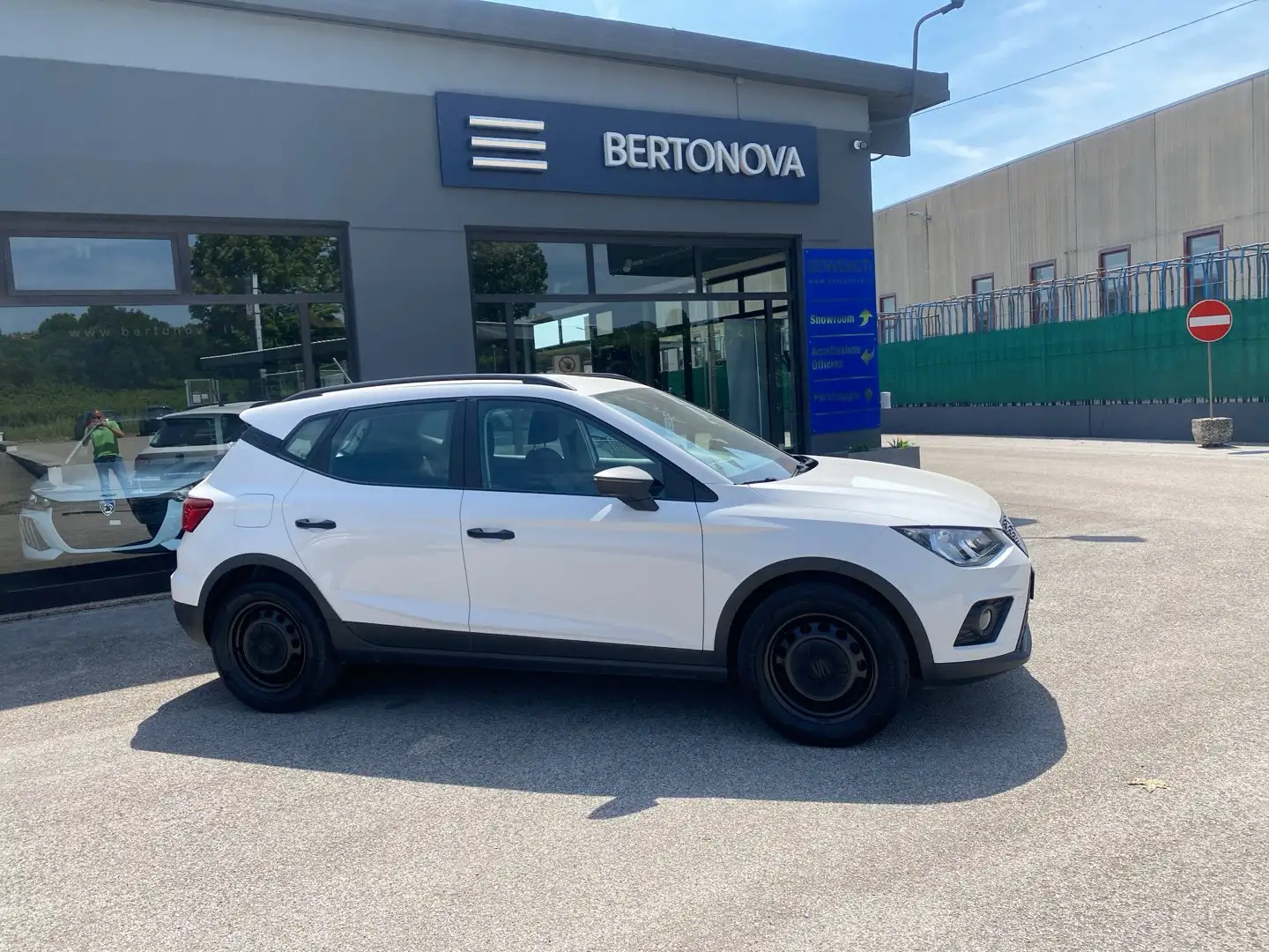 SEAT Arona 1.0 TGI Reference Blanc - 1