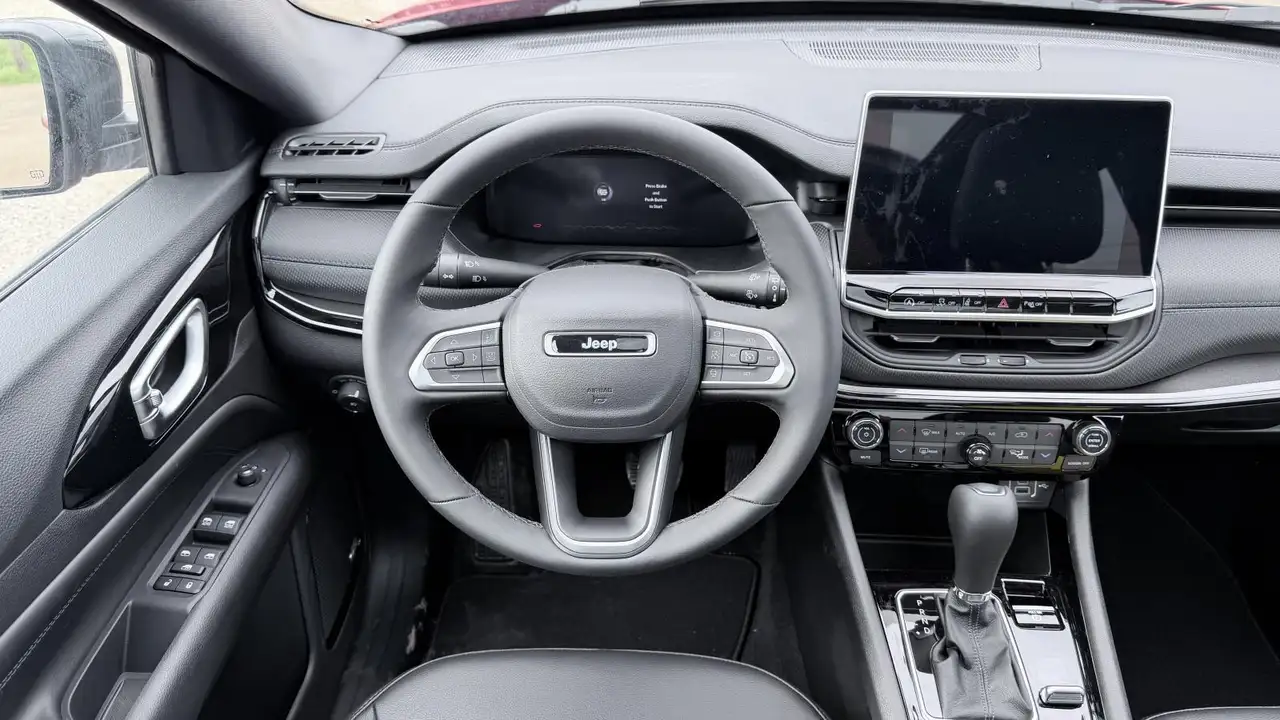 Jeep Compass photo Jeep Compass
