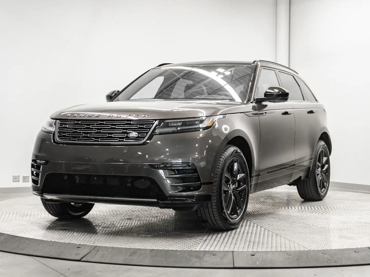 2026 Land Rover Range Rover Velar | $ 77,945 | 24 km | Gasoline SUV for ...