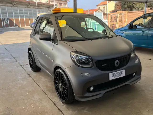 smart forTwo Fortwo Cabrio 0.9 t Brabus Xclusive109cv twinamic