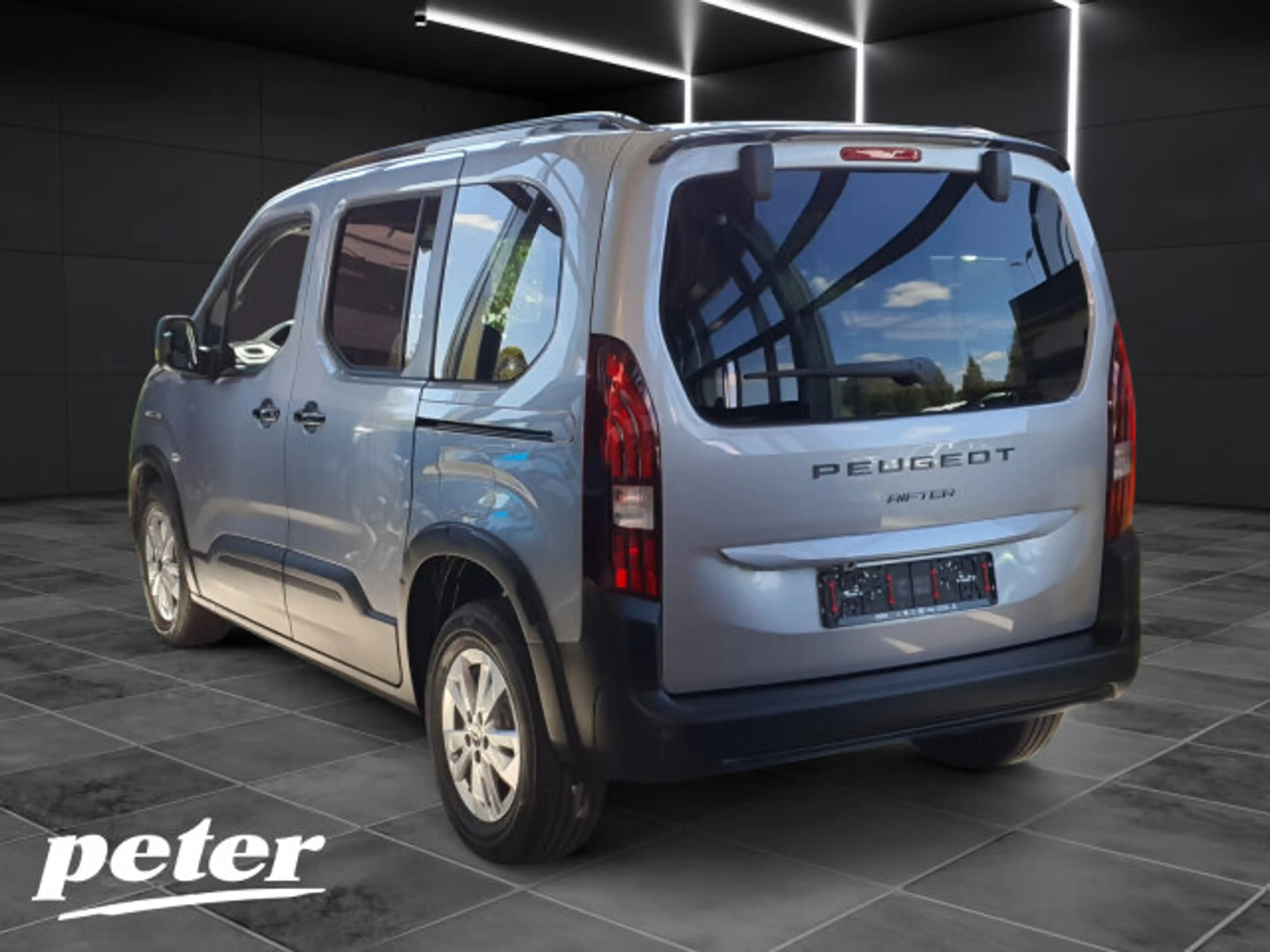 Peugeot Rifter Rifter Allure 100 +180°Kamera+Keyless+FSH+SHZ+ — photo 3