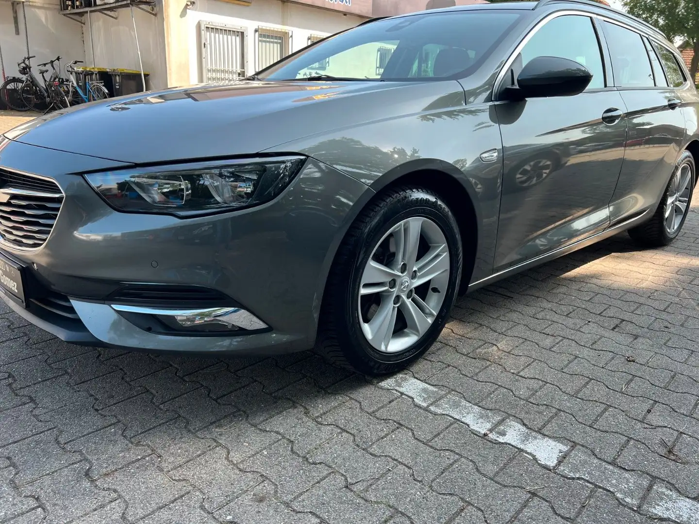 Opel Insignia B Sports Tourer Edition Navi SHZ Gris - 1