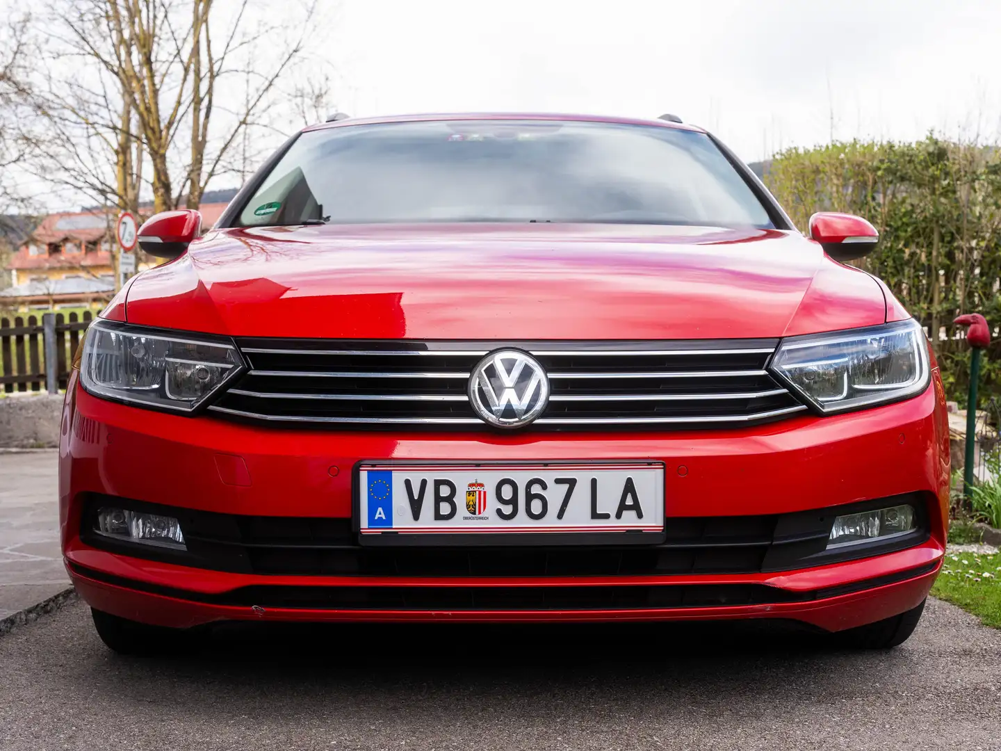Volkswagen Passat Variant *NEUER ZAHNRIEMEN* 1.6 TDI DSG Zuverlässig! Rot - 1