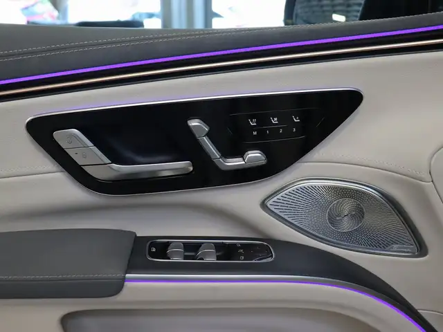 Mercedes-Benz Eqs view 11