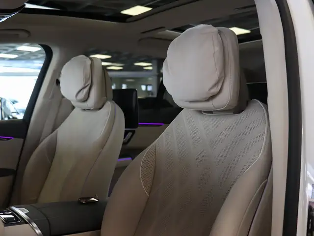 Mercedes-Benz Eqs view 13