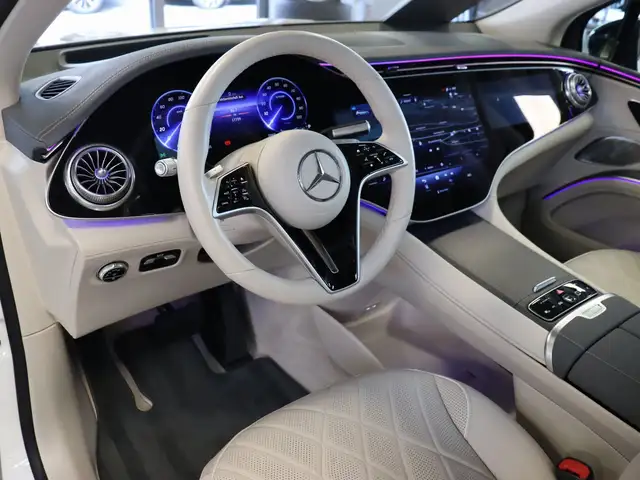 Mercedes-Benz Eqs view 9