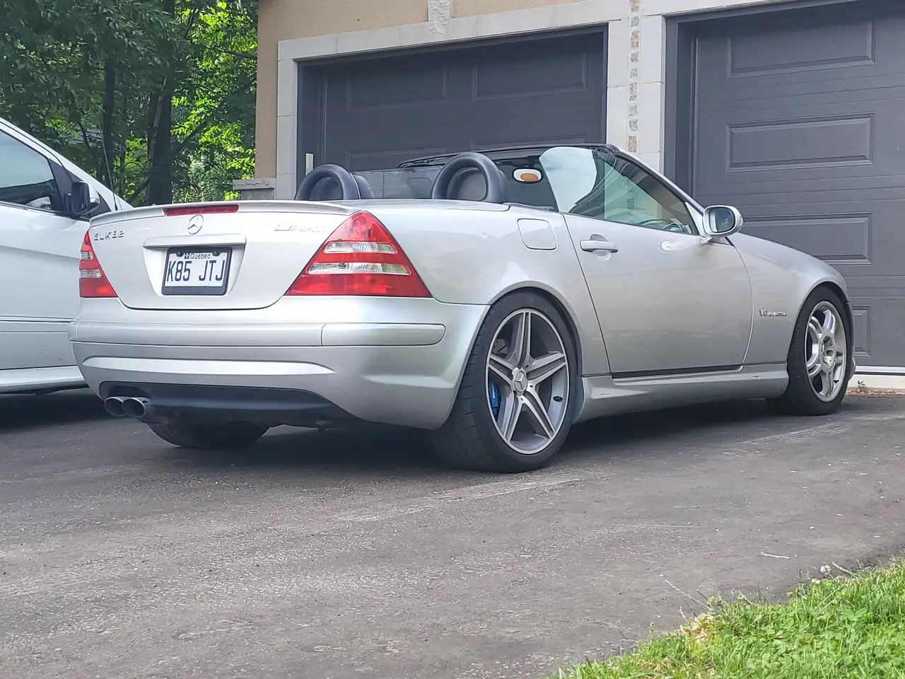 Mercedes-Benz SLK снимка Mercedes-Benz SLK