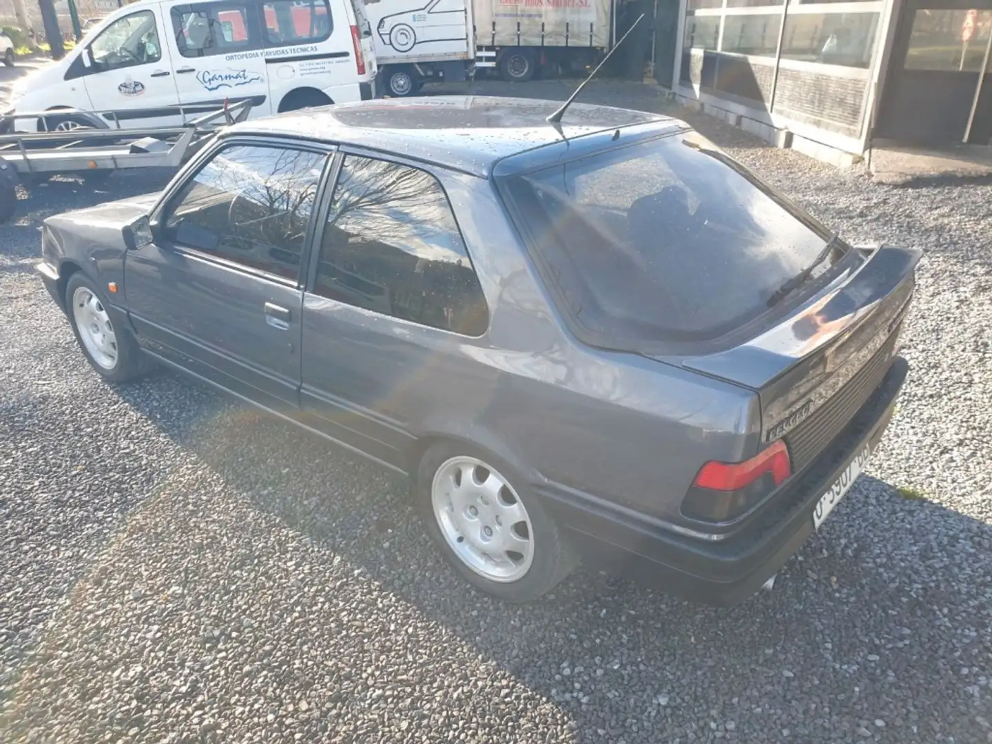 Peugeot 309 1.9 16v GTI Grau - 2