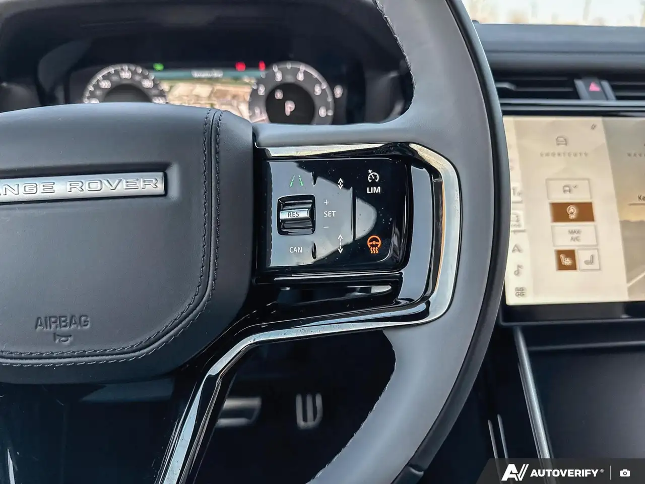 Land Rover Range Rover Velar снимка Land Rover Range Rover Velar