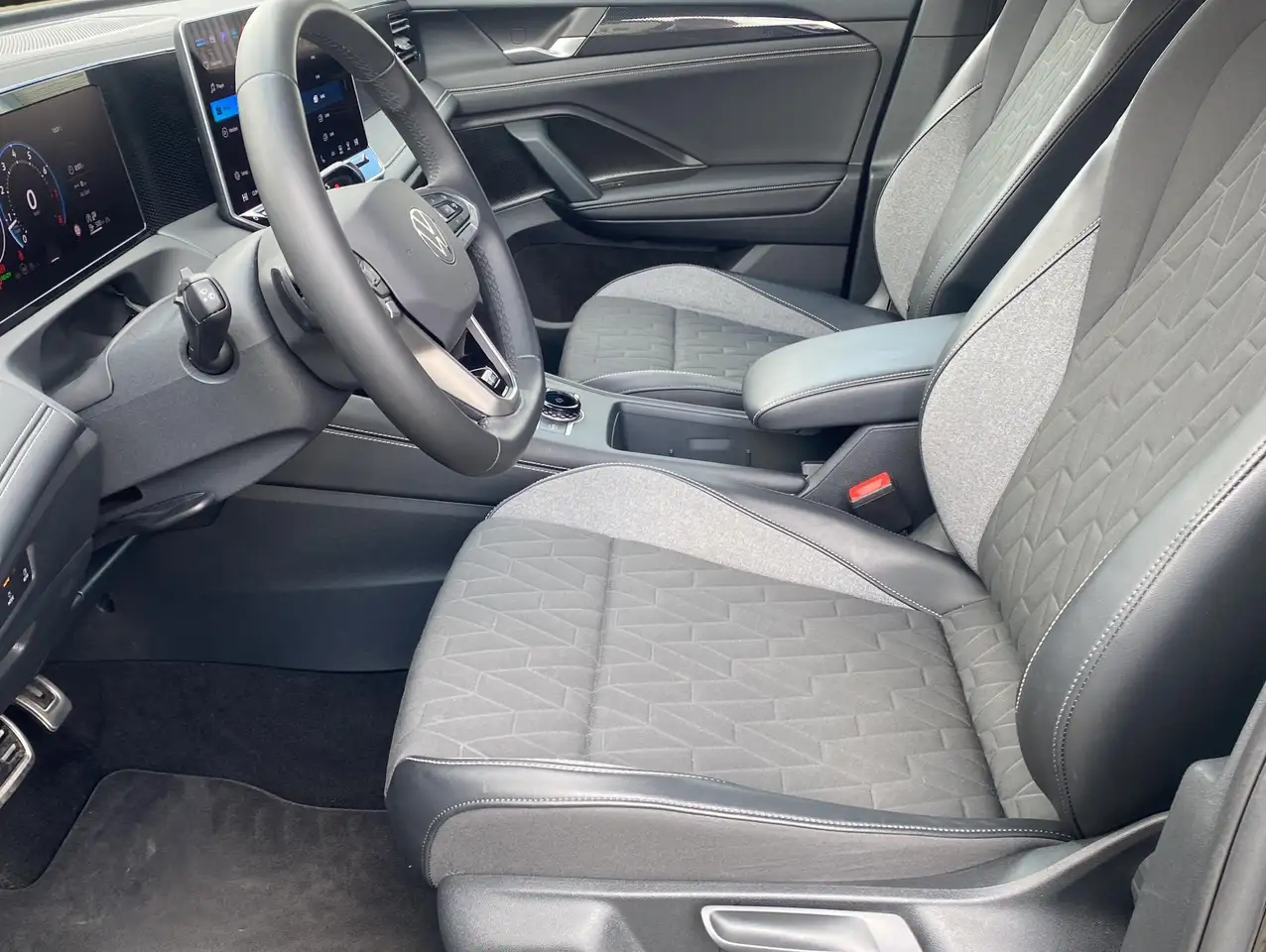 Volkswagen Tiguan 1.5 eTSI DSG Goal*IQ Light*Navi*360Grad 12