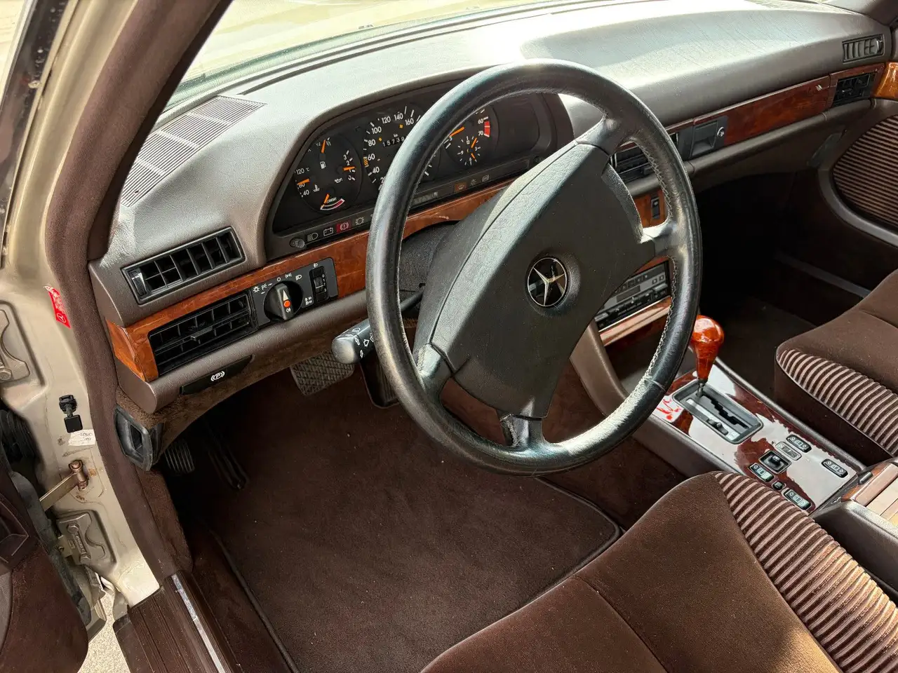 Mercedes-Benz 300 SE, foto 10