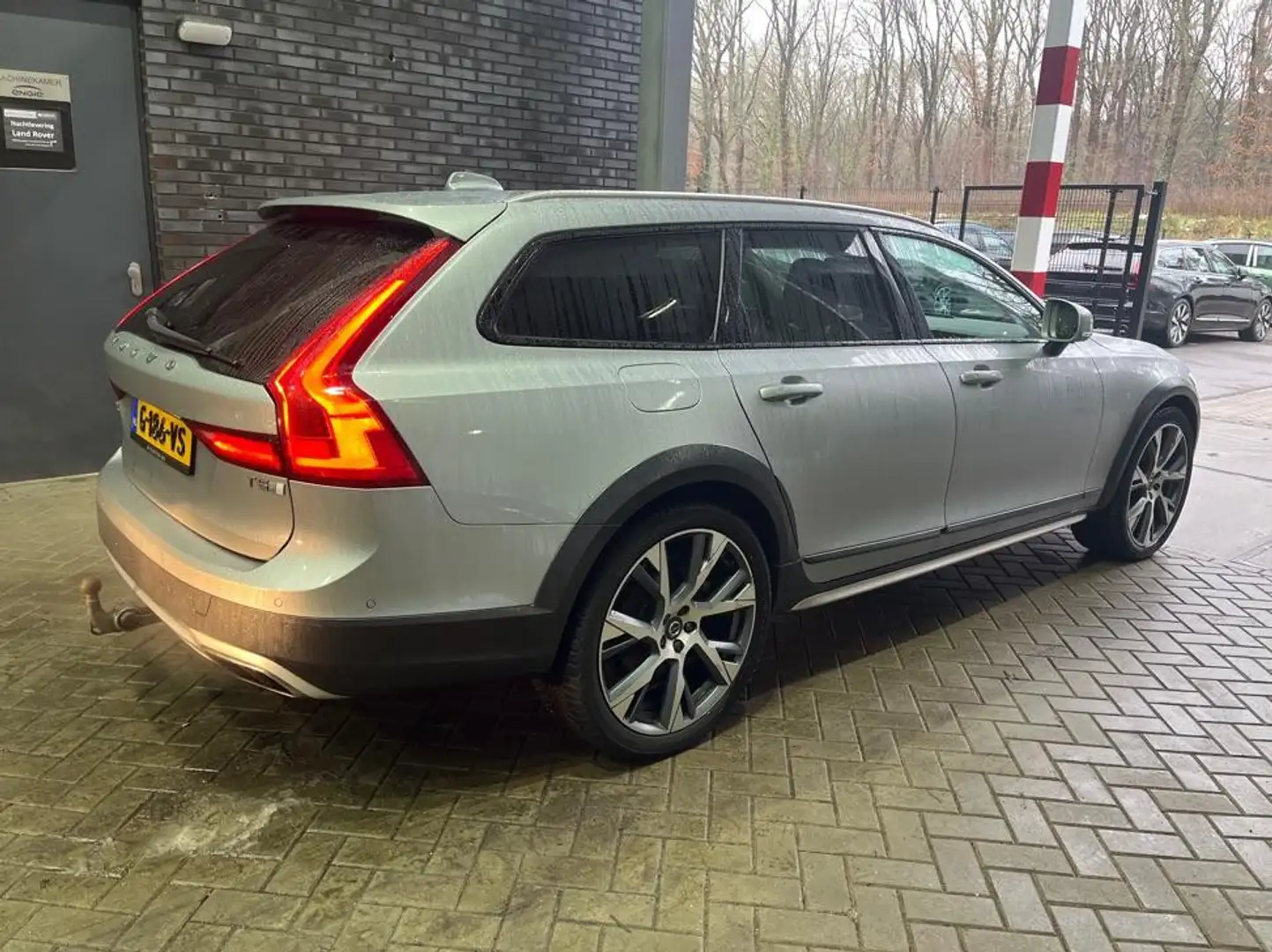 Volvo V90 Cross Country T5 Pro | Bowers&Wilkins | Head-Up | Trekhaak | ACC Gris - 2