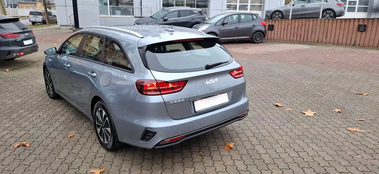 Kia Ceed SW / cee'd SW 1.5 T-GDI DCT Spin Sportswagon 5