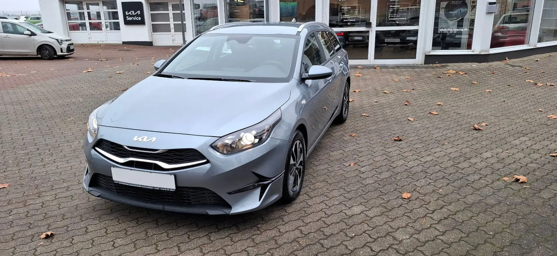 Kia Ceed SW / cee'd SW 1.5 T-GDI DCT Spin Sportswagon Argent - 2