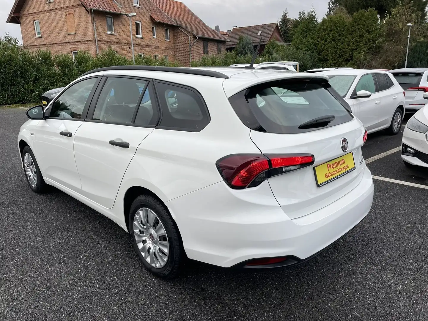Fiat Tipo SW 1.0 Klima Sitzheizung Tempomat Weiß - 2