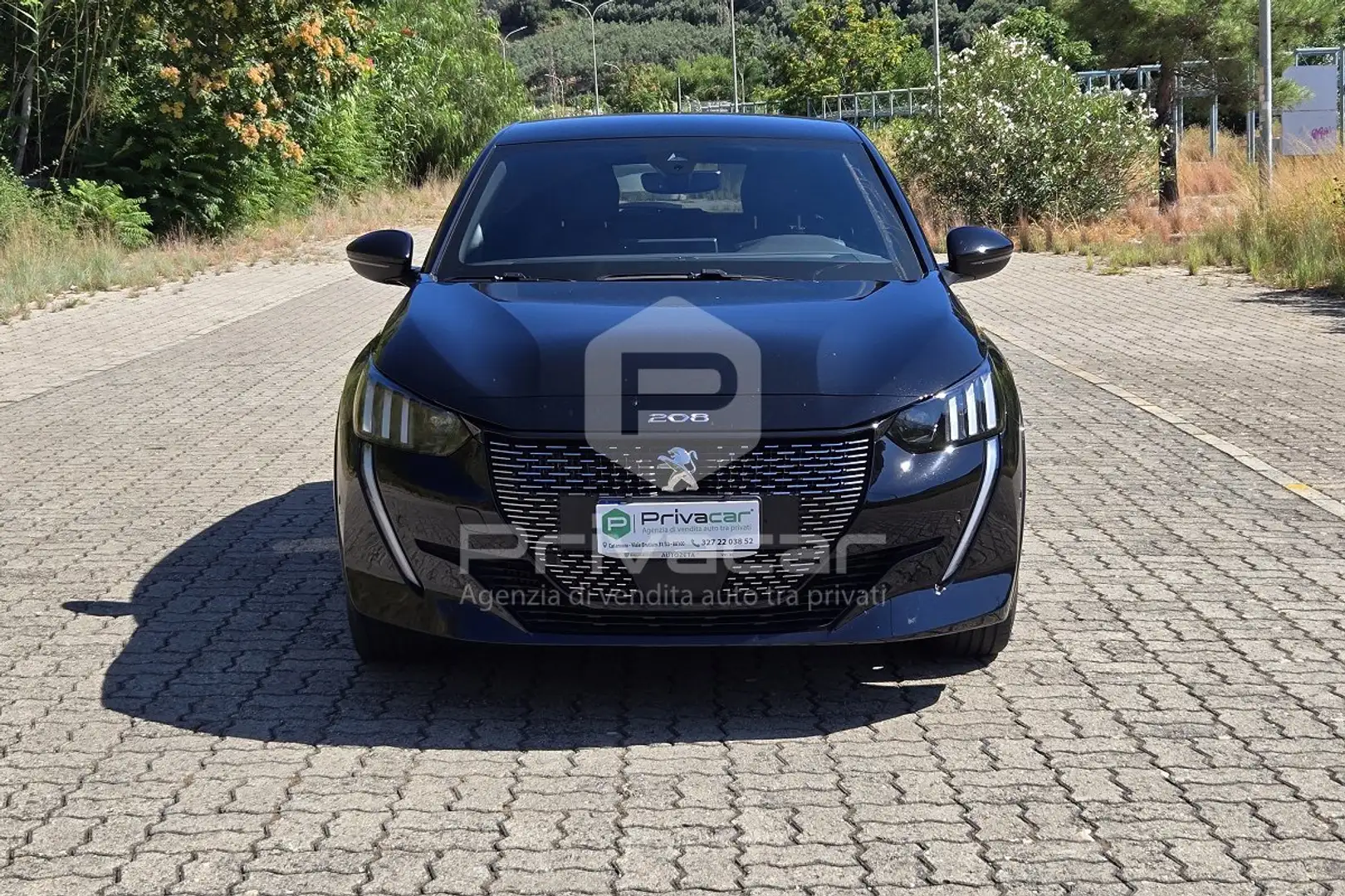 Peugeot 208 208 BlueHDi 100 Stop&Start 5 porte GT Noir - 2
