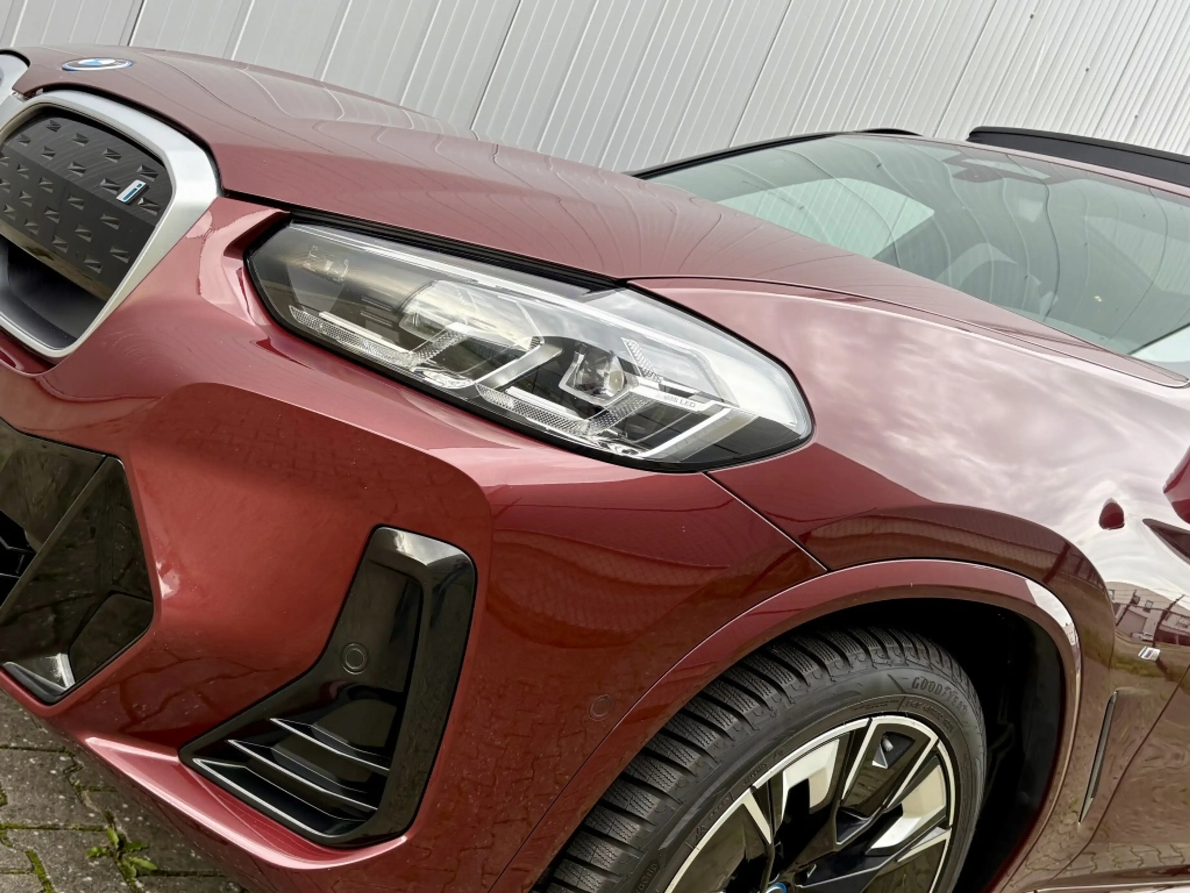 BMW iX3 HIGH EXECUTIVE M-SPORT 80 kWh / PANODAK / SOH100%! — photo 8