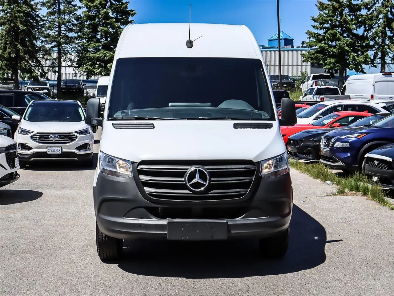Mercedes-Benz Sprinter photo Mercedes-Benz Sprinter