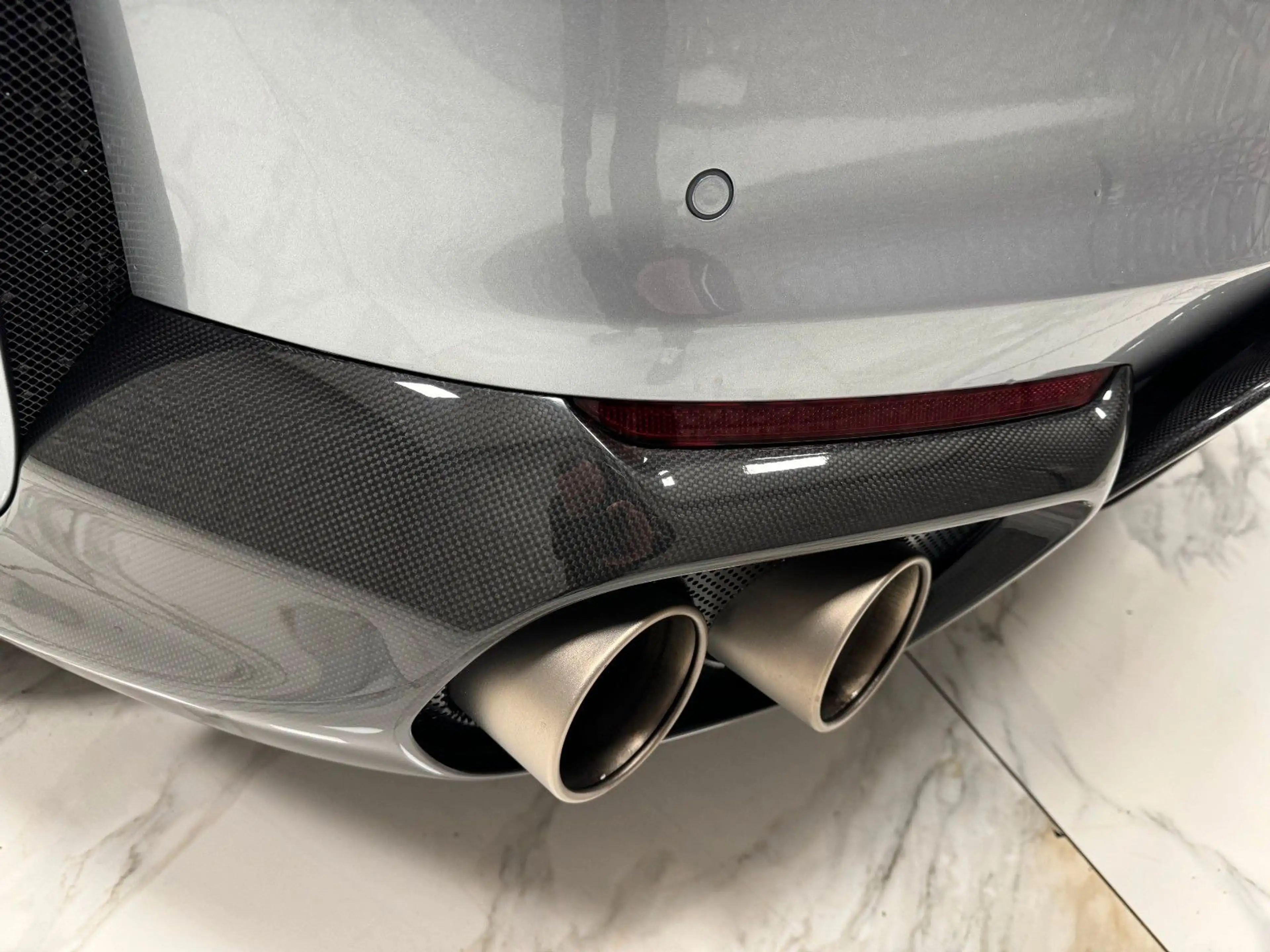 Ferrari 812 GTS -V12 / CARBON-LIFT-CAMERA — photo 15