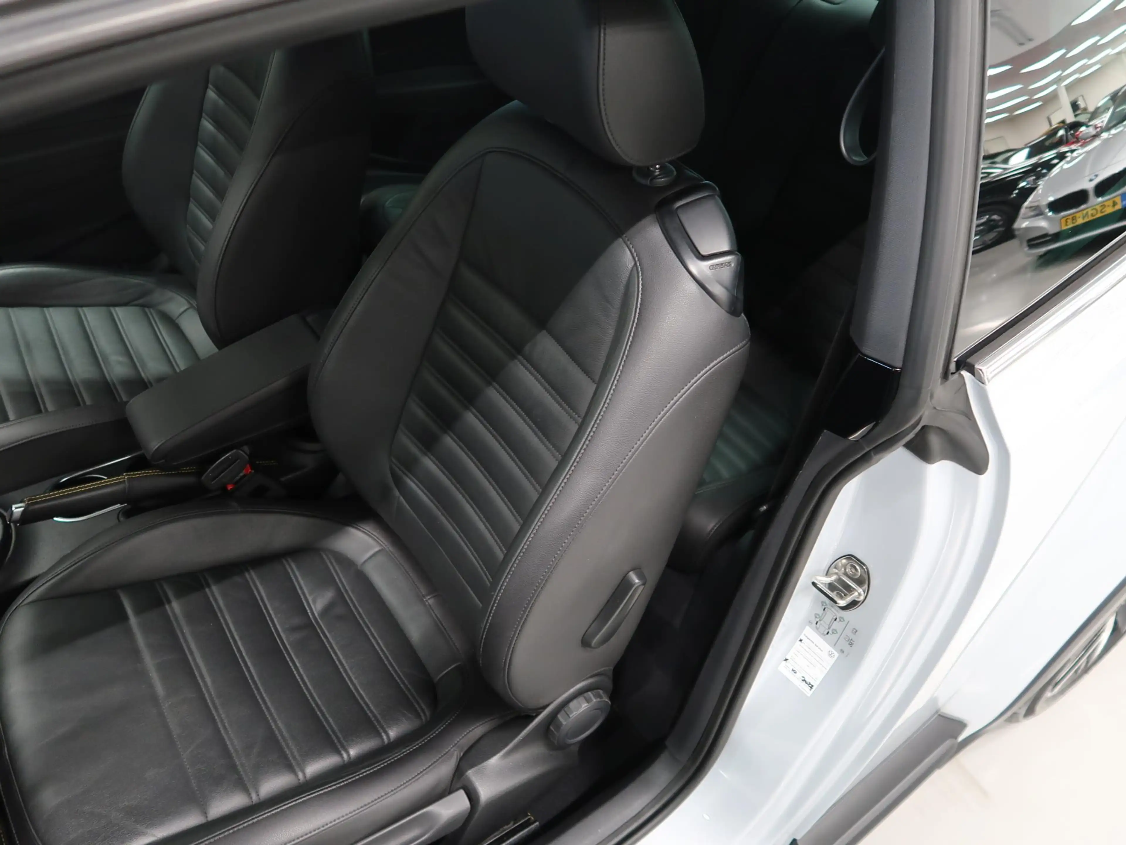 Volkswagen Beetle 1.4 TSI Dune 1.4 Automaat DSG 150pk Leer Camera Ap — photo 46