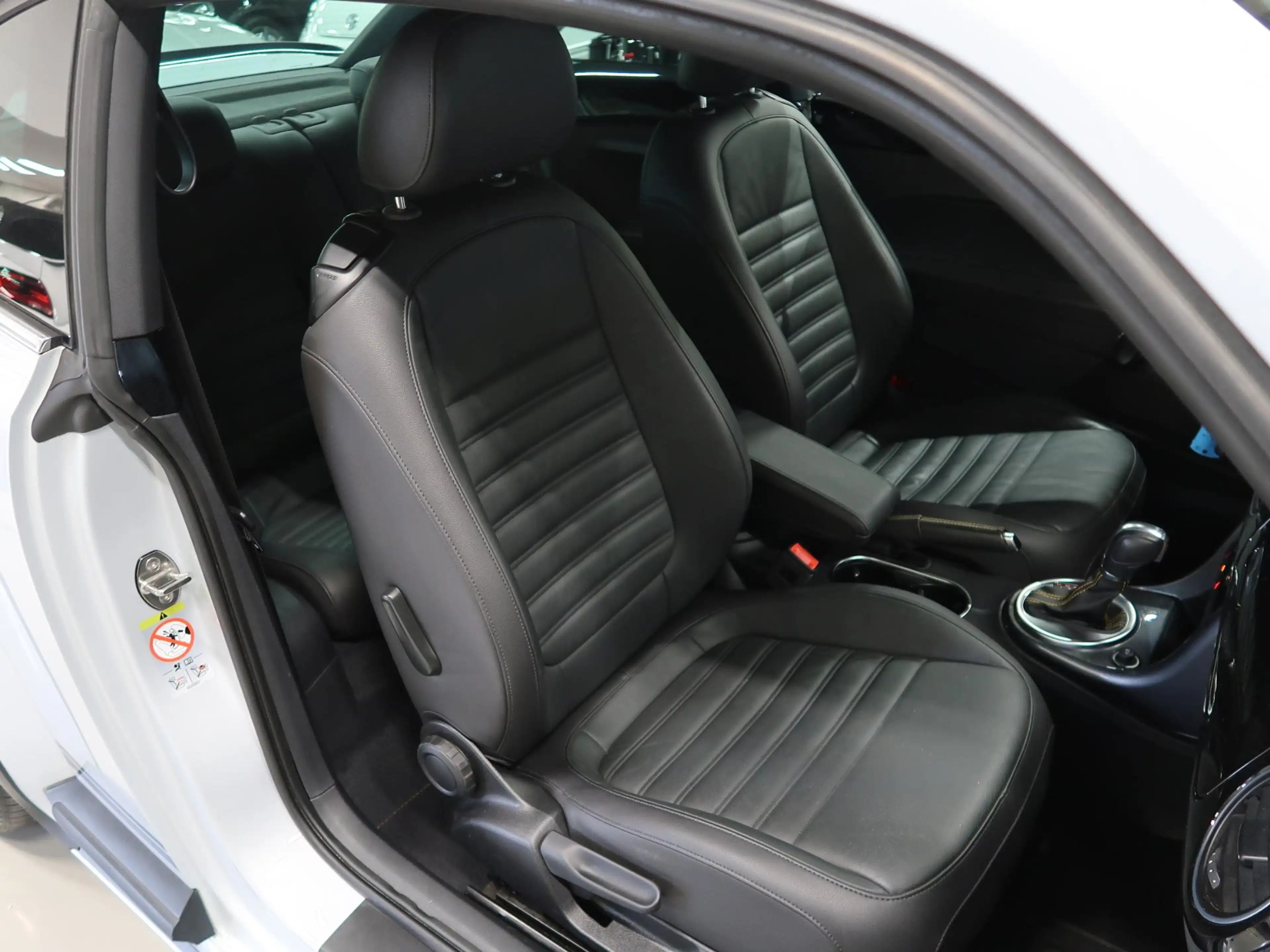 Volkswagen Beetle 1.4 TSI Dune 1.4 Automaat DSG 150pk Leer Camera Ap — photo 35