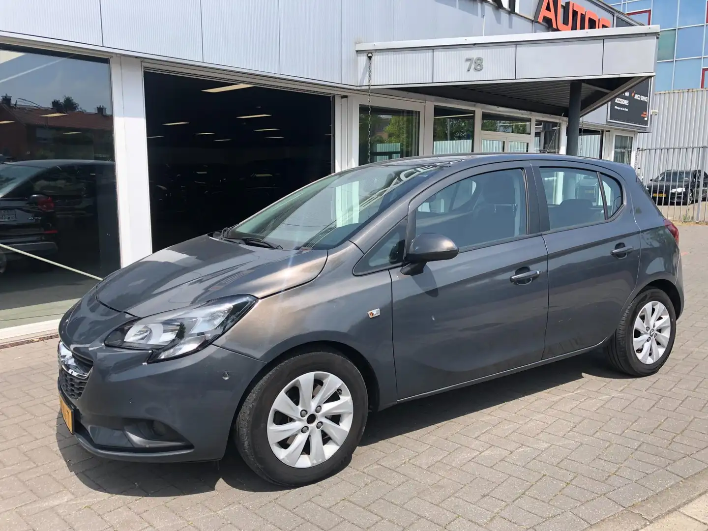 Opel Corsa 1.3 CDTI Business+ 5 Deurs - Airco Gris - 2