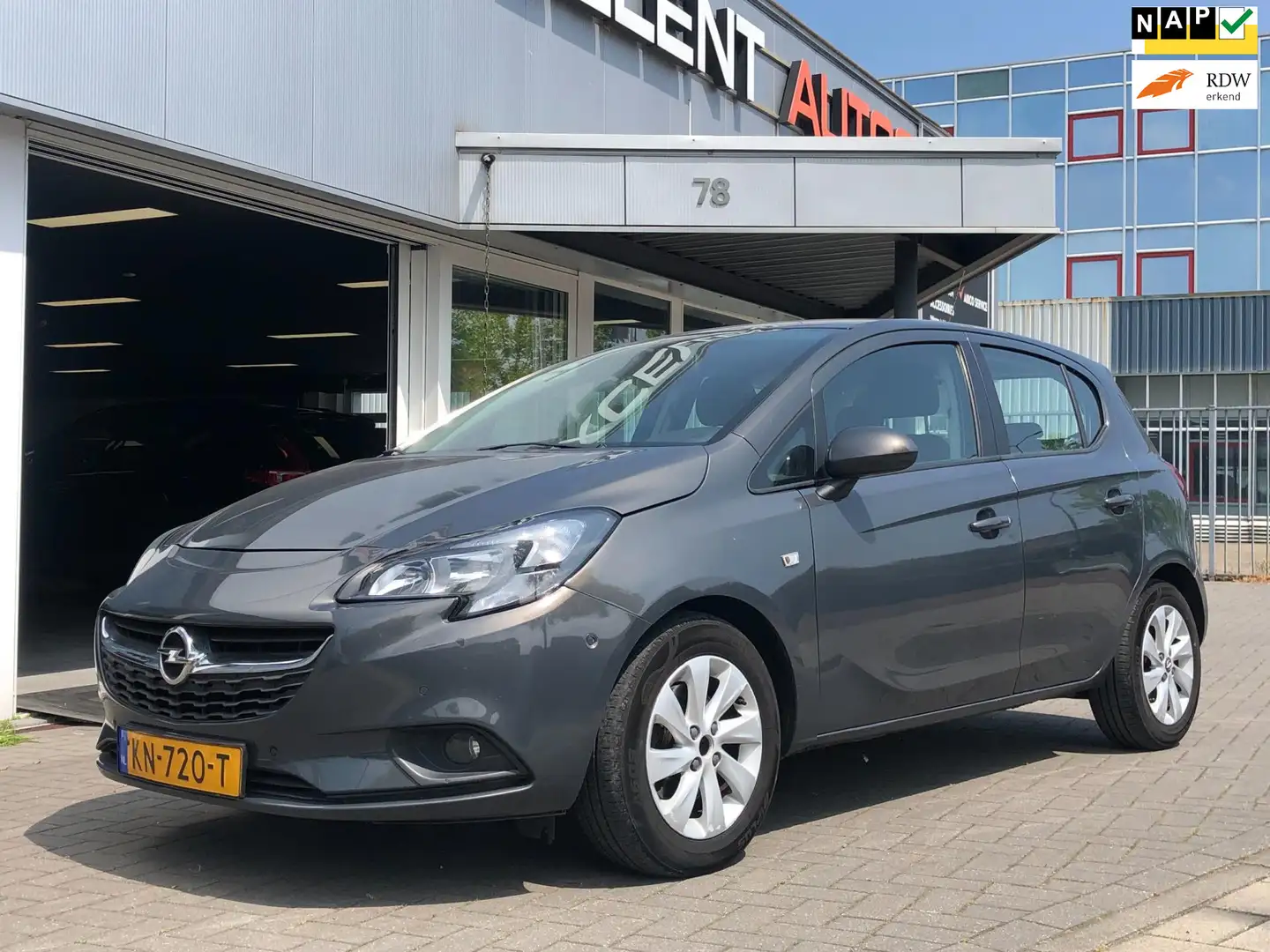 Opel Corsa 1.3 CDTI Business+ 5 Deurs - Airco Gris - 1