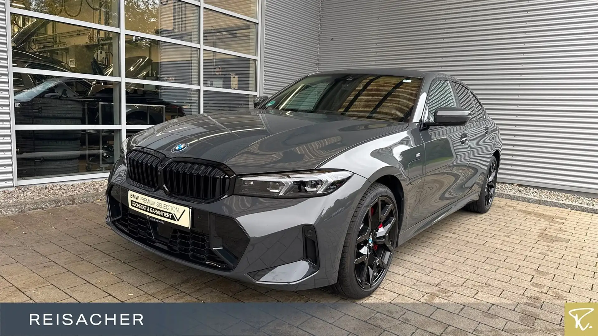 BMW 330 e xDrive M-Sport PRO Navi HUD 360° AHK ACC Grau - 1