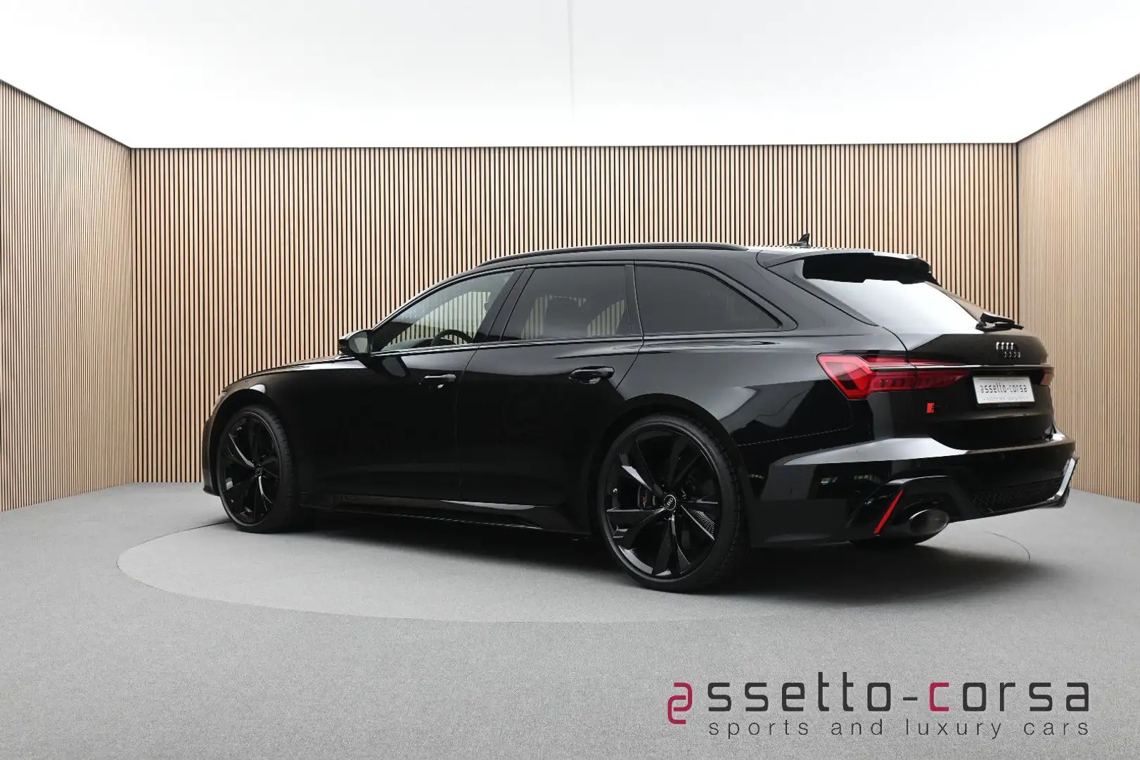 Audi RS6 Avant Performance*Keramik*B&O*Pano*NP180*AHK Nero - 2