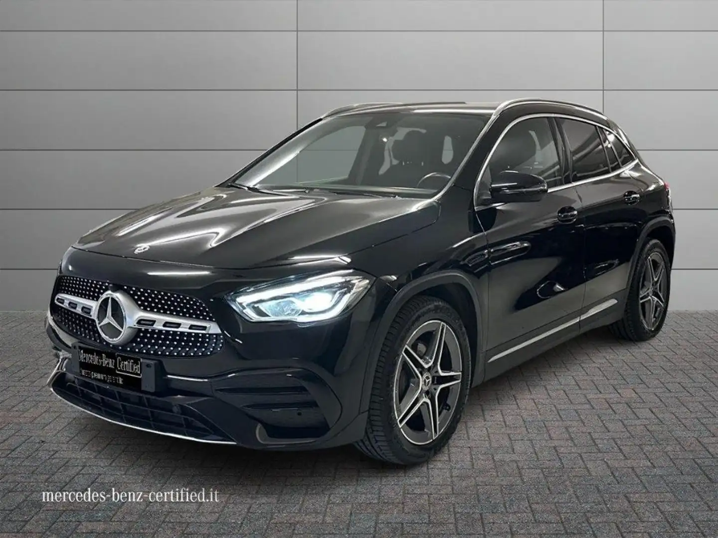 Mercedes-Benz GLA 180 d Automatic Premium Negro - 1