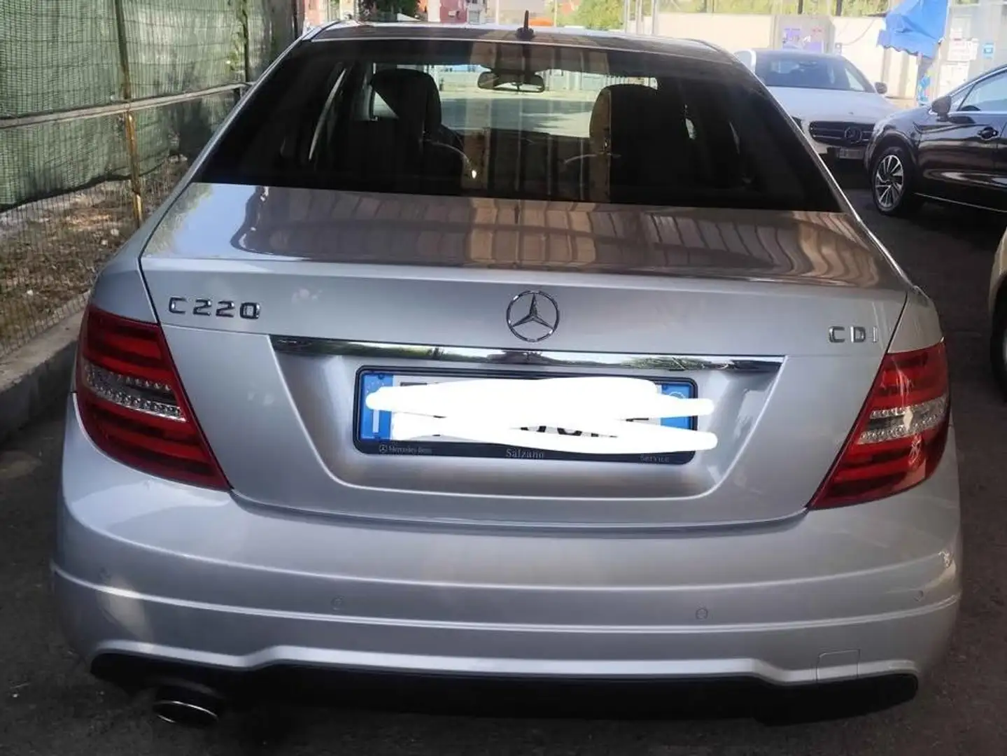 Mercedes-Benz 220 c220 Srebrny - 2