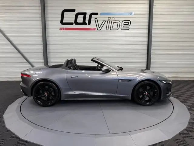 Jaguar F-Type view 3