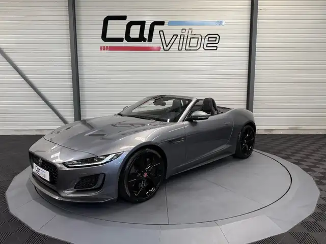 Jaguar F-Type view 8
