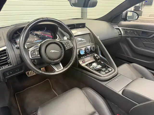 Jaguar F-Type view 2